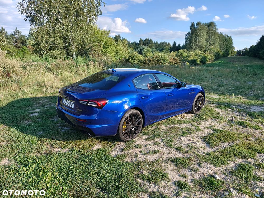 Maserati Ghibli Modena S Q4 - 16