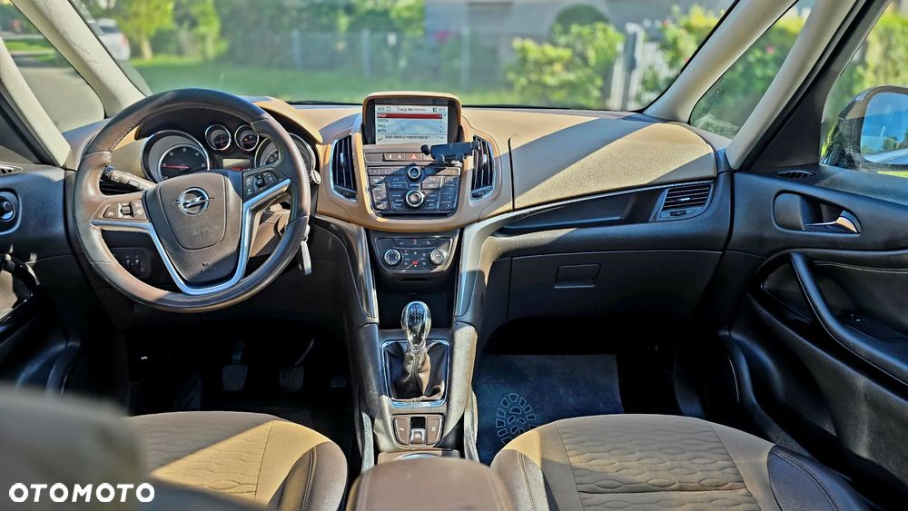Opel Zafira Tourer 2.0 CDTI Innovation - 21