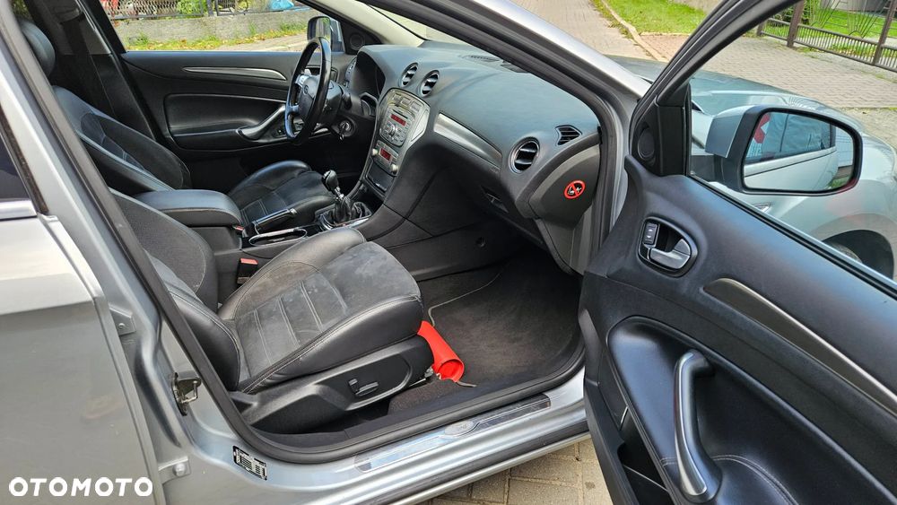 Ford Mondeo 2.0 TDCi Titanium X - 26
