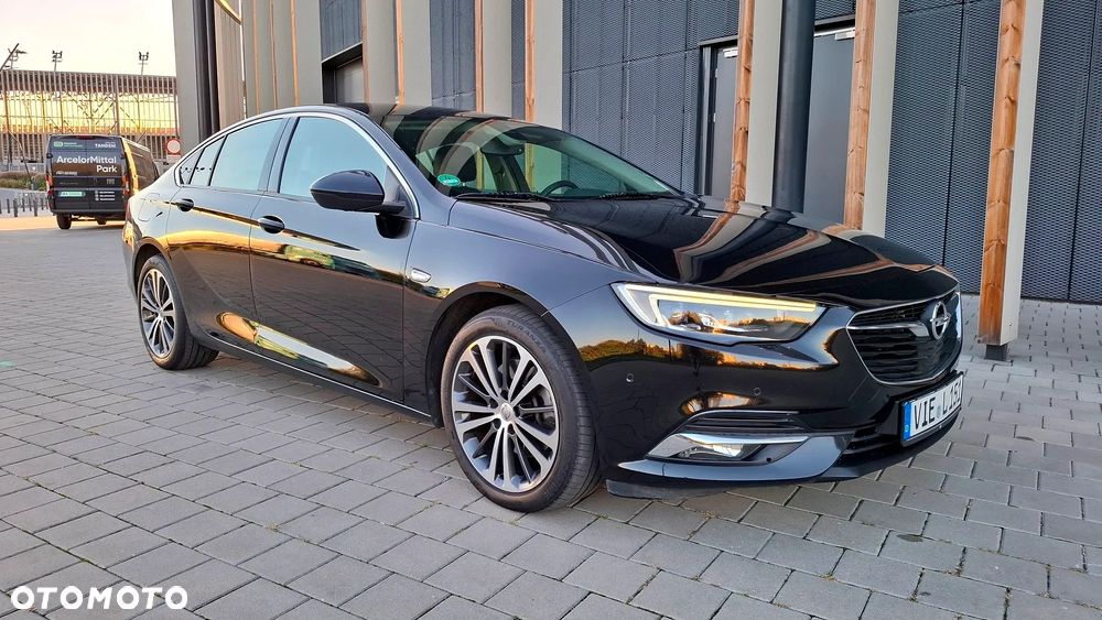 Opel Insignia 2.0 BiTurbo D 4x4 Automatik Exclusive - 4