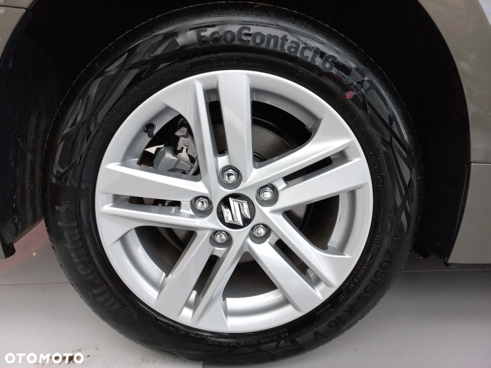 Suzuki Swace 1.8 Hybrid Premium Plus CVT - 33