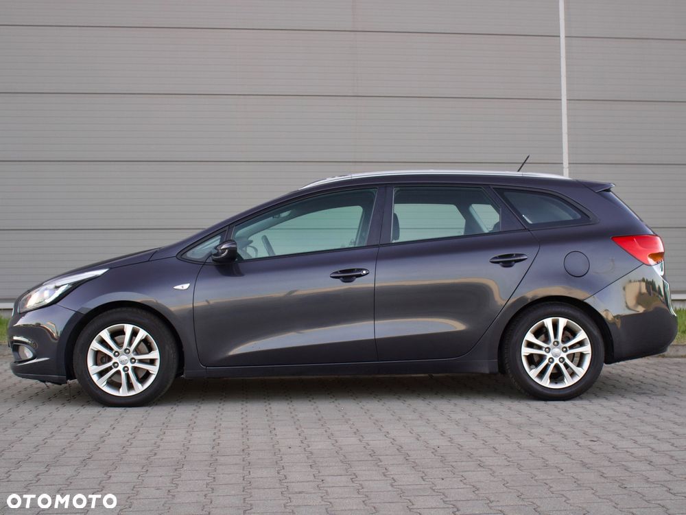 Kia Ceed - 9
