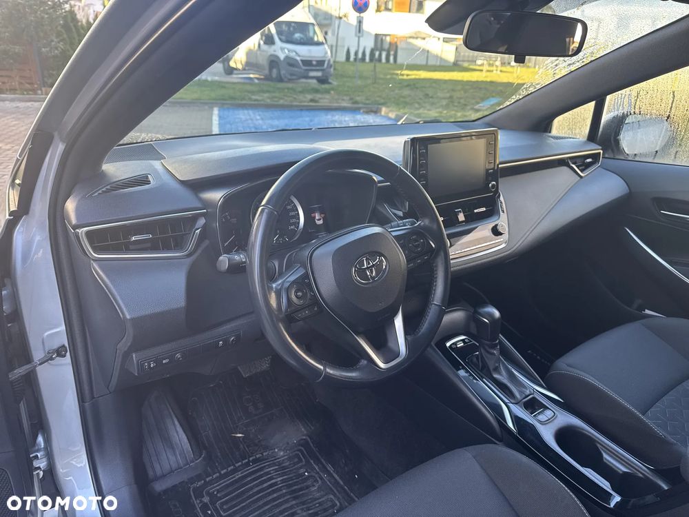 Toyota Corolla 1.8 Hybrid Comfort - 10