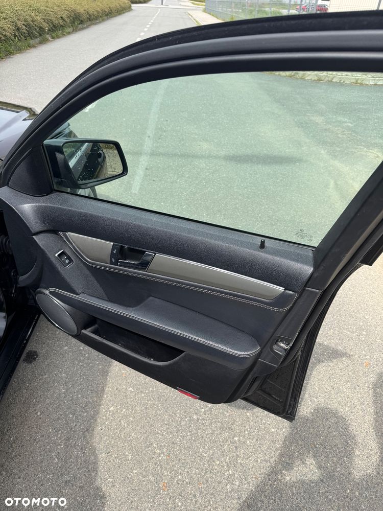 Mercedes-Benz Klasa C 200 CDI DPF Automatik Avantgarde - 11