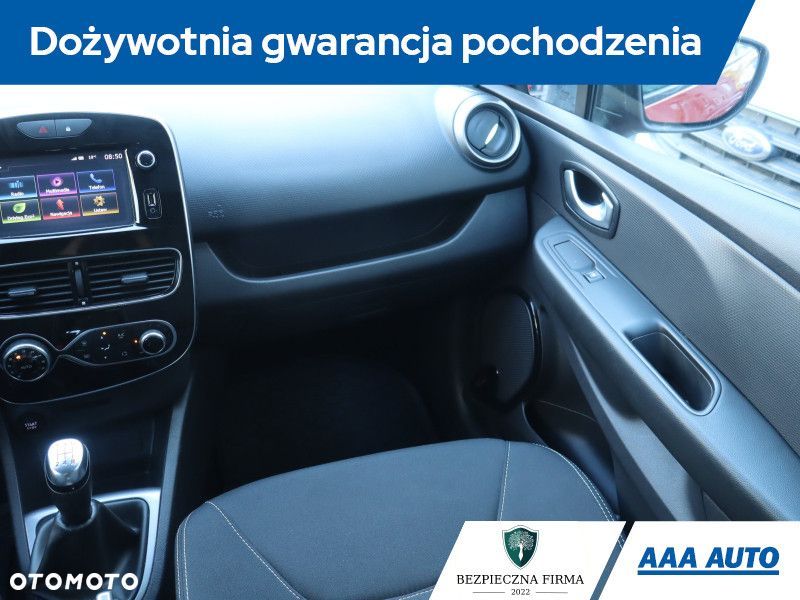 Renault Clio - 10