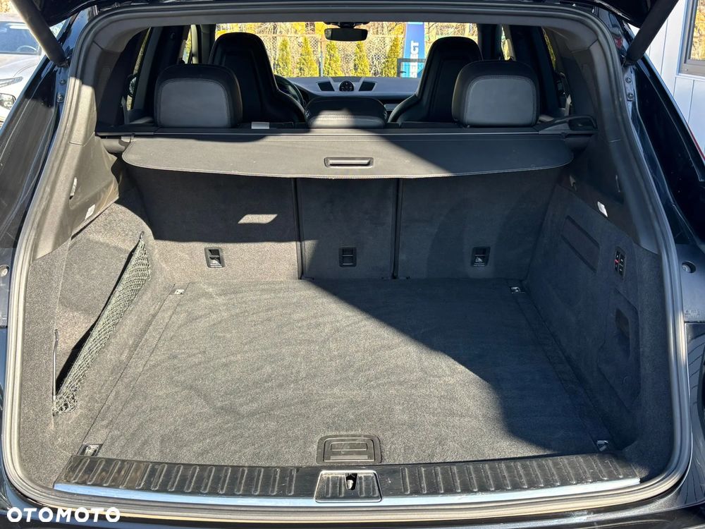 Porsche Cayenne Platinum Edition - 12