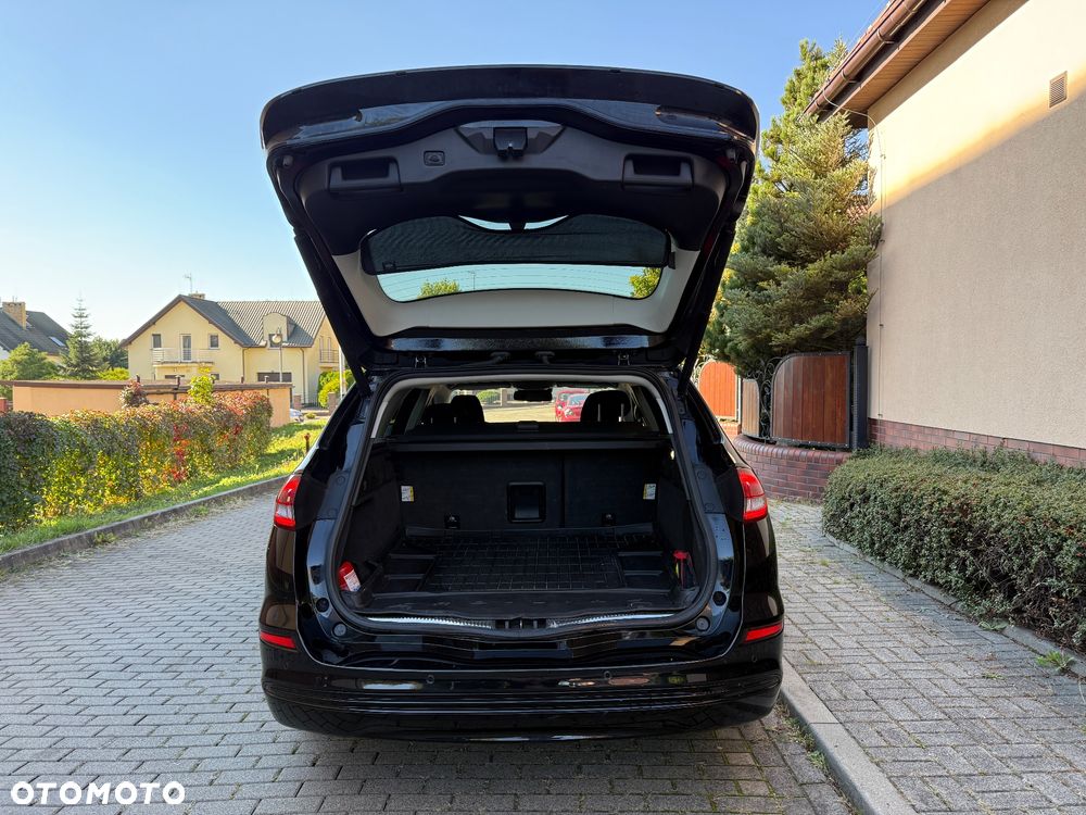 Ford Mondeo 2.0 EcoBlue Titanium - 26