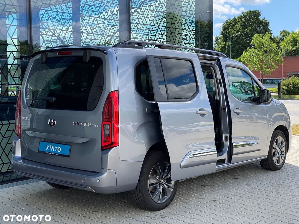 Toyota Proace City Verso Long 1.5 D-4D Family - 32