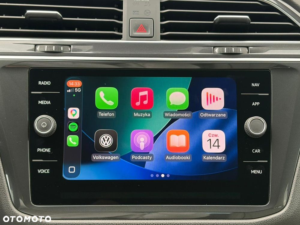 Volkswagen Tiguan - 23