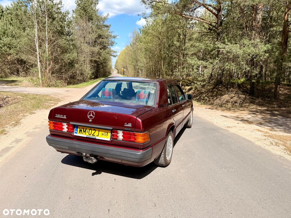 Mercedes-Benz W201 (190) - 5