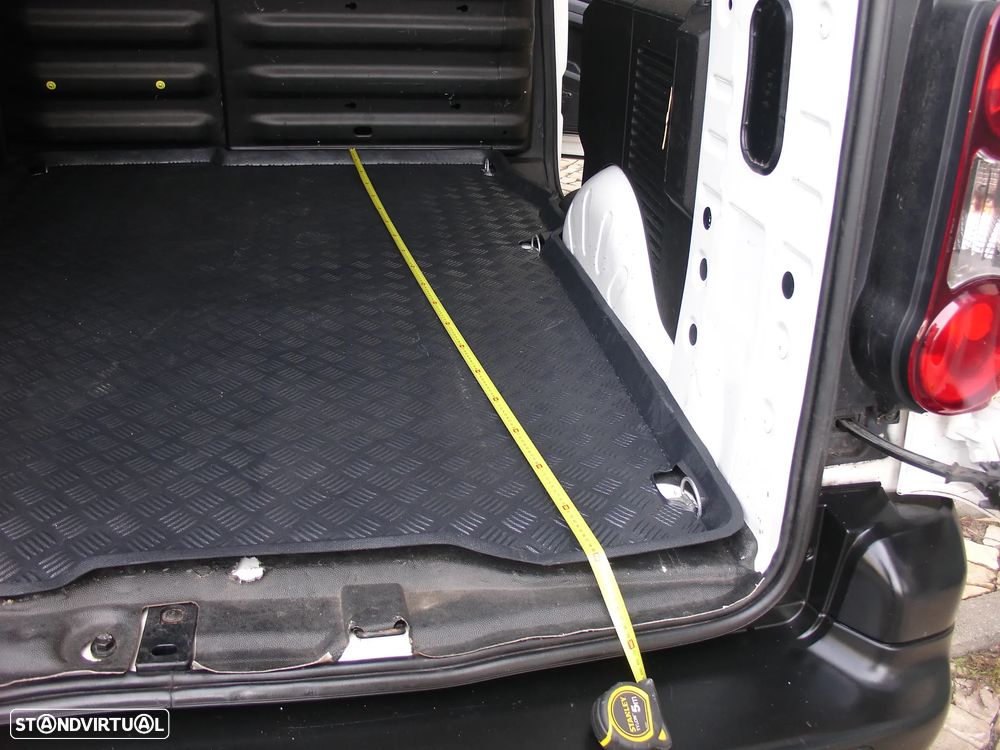 Peugeot partner longa 3lug - 22