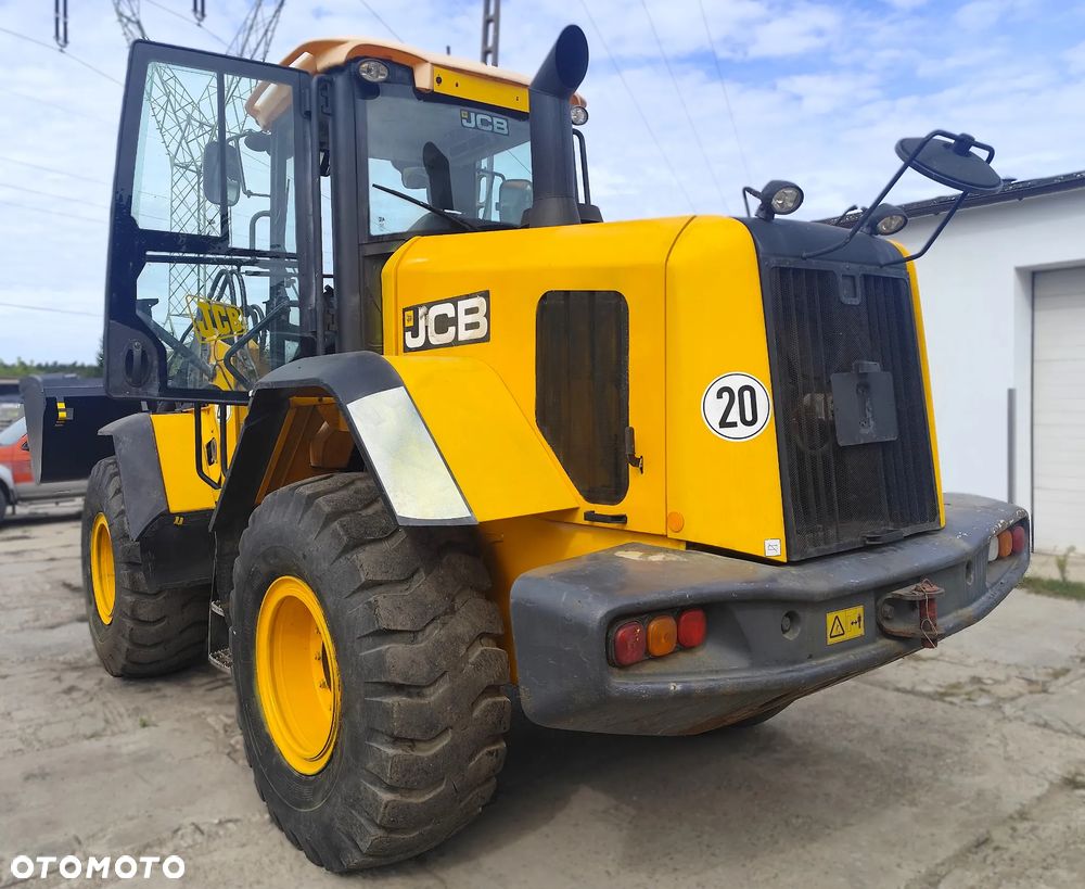 JCB 427HT - 6