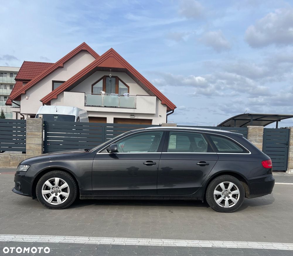 Audi A4 Avant 2.0 TDI - 6