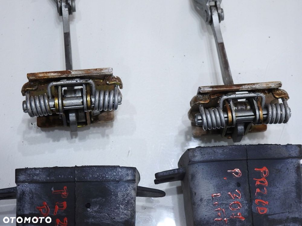 OGRANICZNIK DRZWI PRZÓD PEUGEOT 307 LIFT - 6