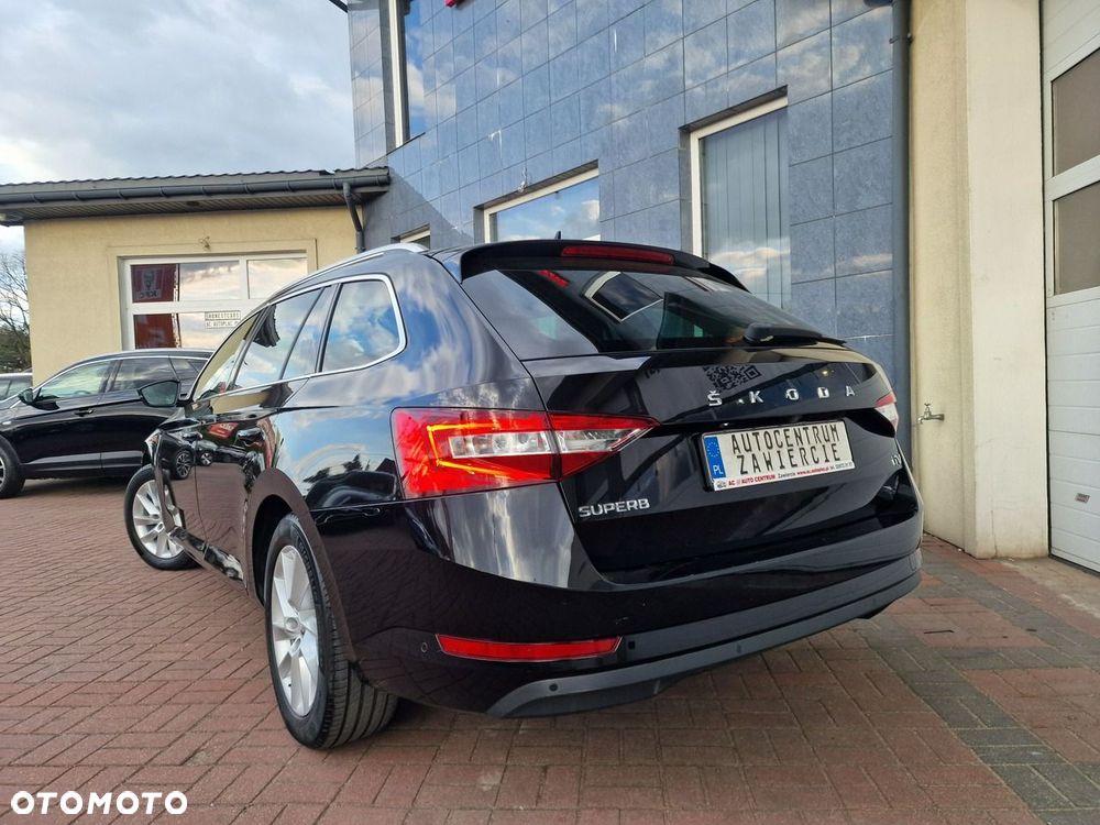 Skoda Superb 1.4 TSI Plug-In Hybrid Style DSG - 9
