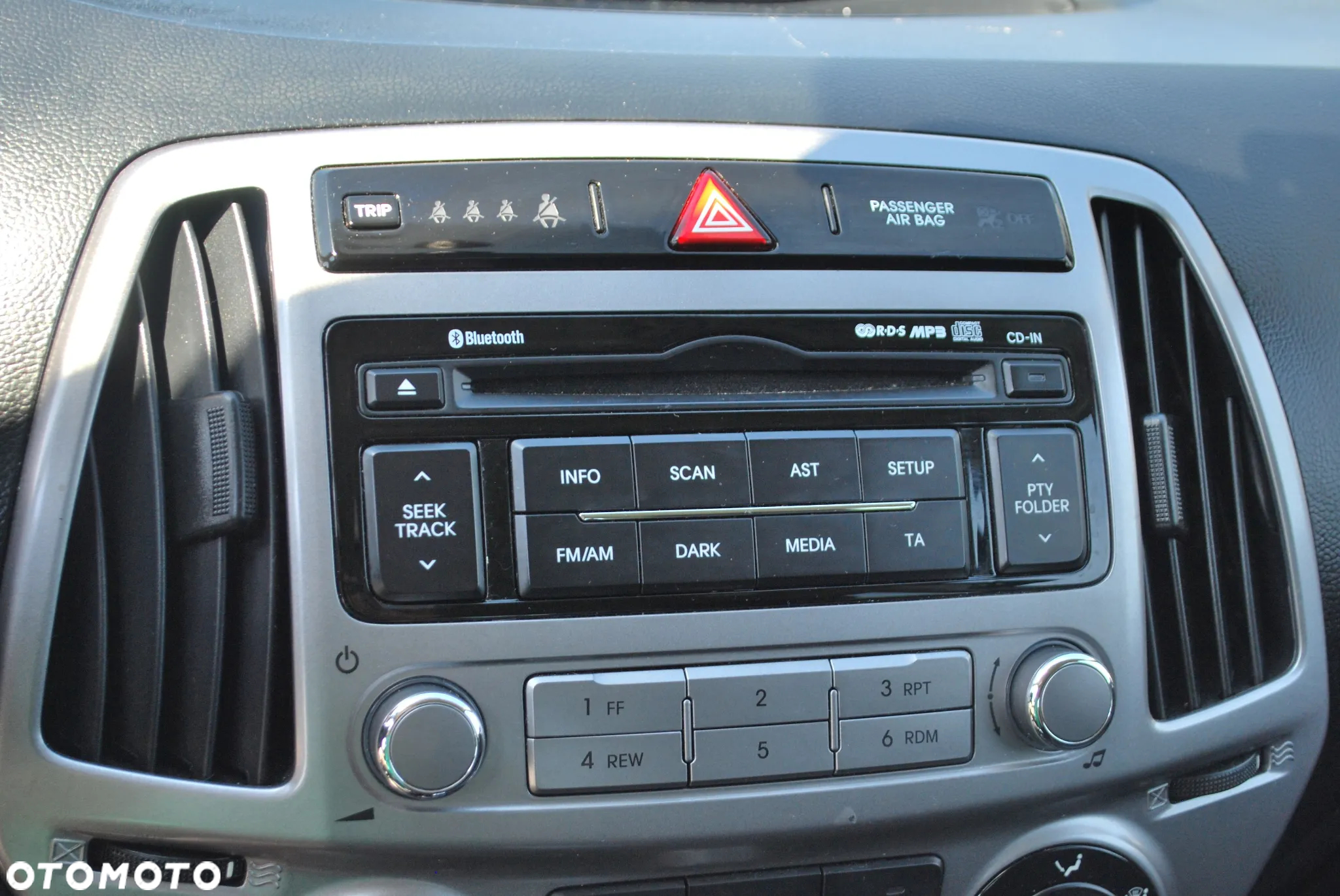 Hyundai i20 - 17