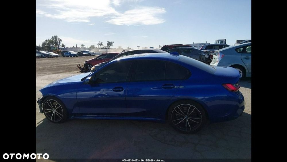 BMW Seria 3 330i M Sport - 8