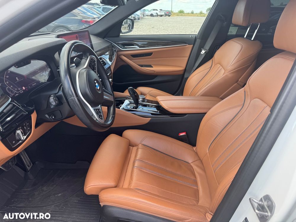 BMW Seria 5 530d xDrive AT MHEV - 20