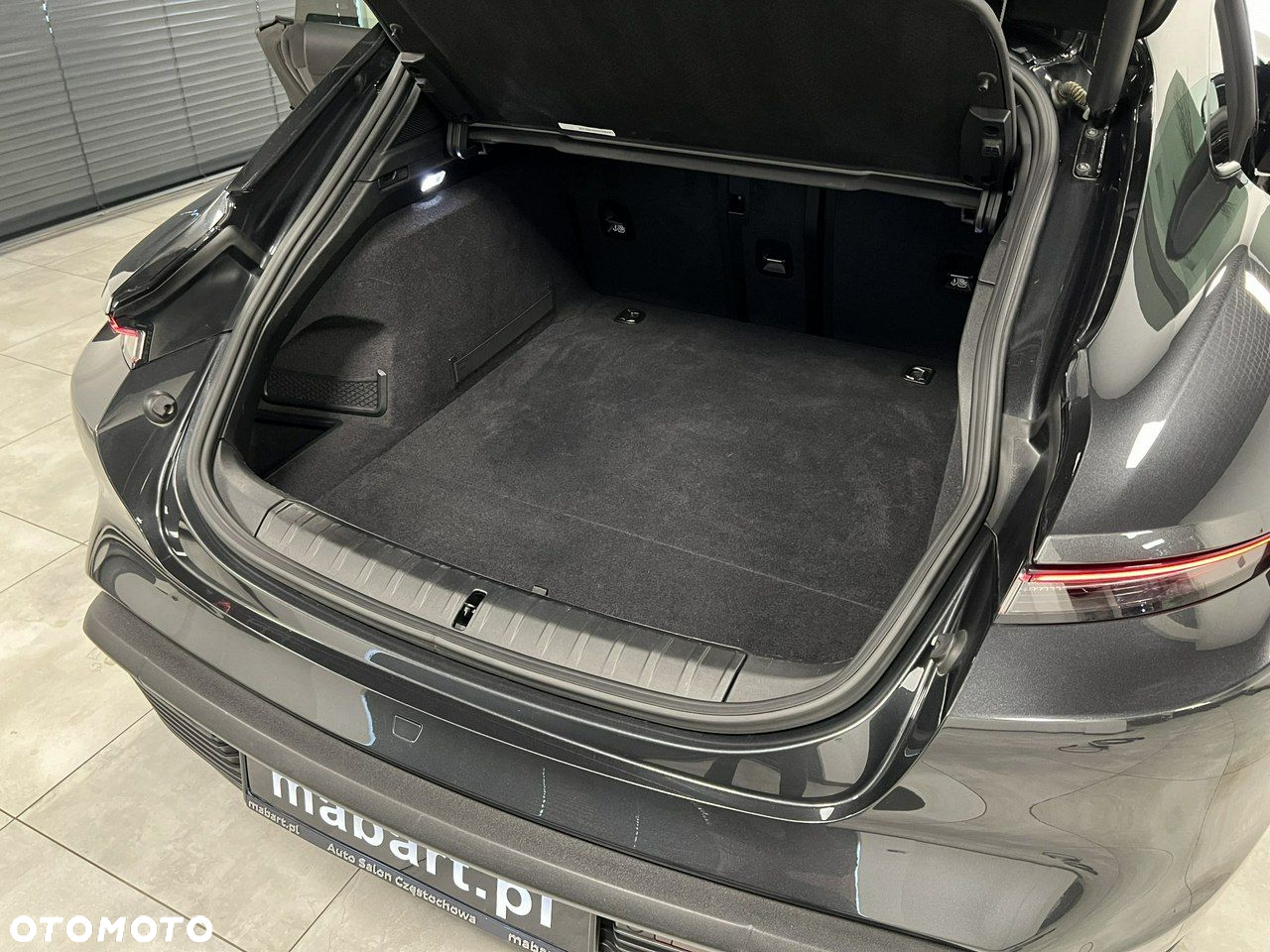 Porsche Taycan Sport Turismo Performance Plus - 15