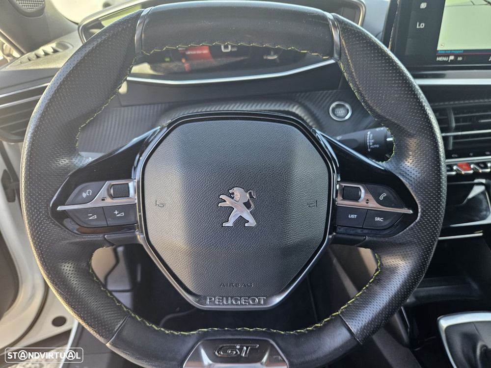Peugeot 2008 1.2 PureTech GT - 18