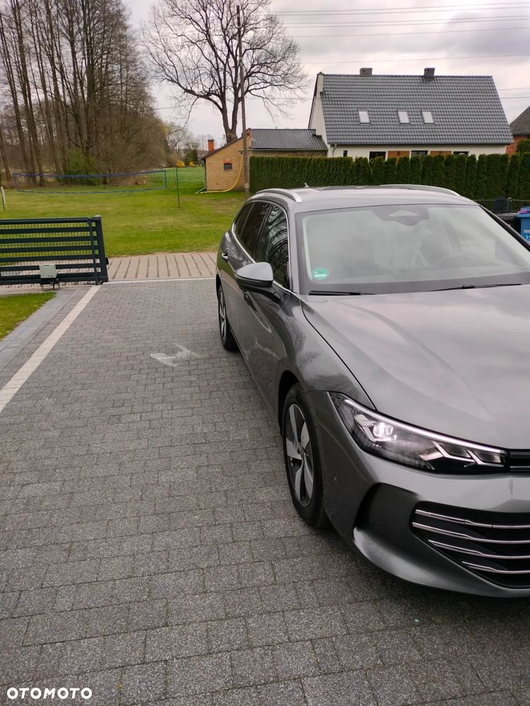 Volkswagen Passat - 5