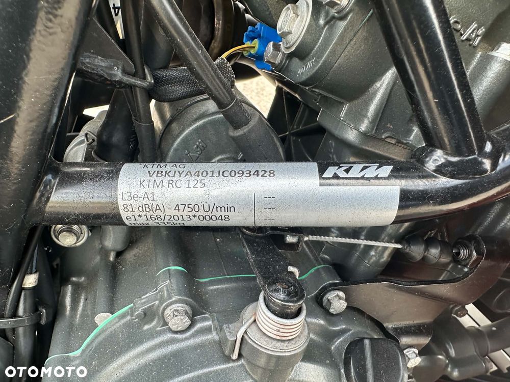 KTM RC 125 - 23