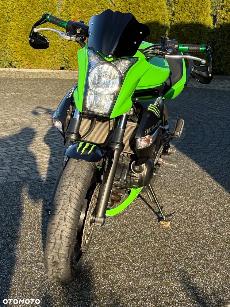 Kawasaki ER - 2