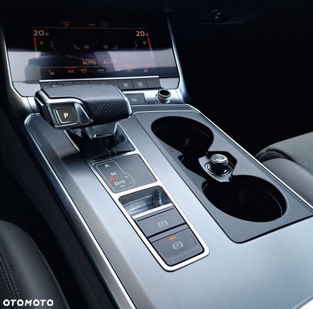 Audi A6 Avant - 17
