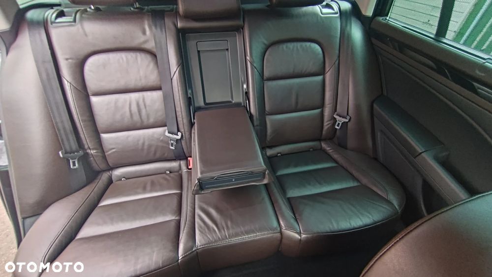 Skoda Superb 2.0 TDI L&K DSG - 29