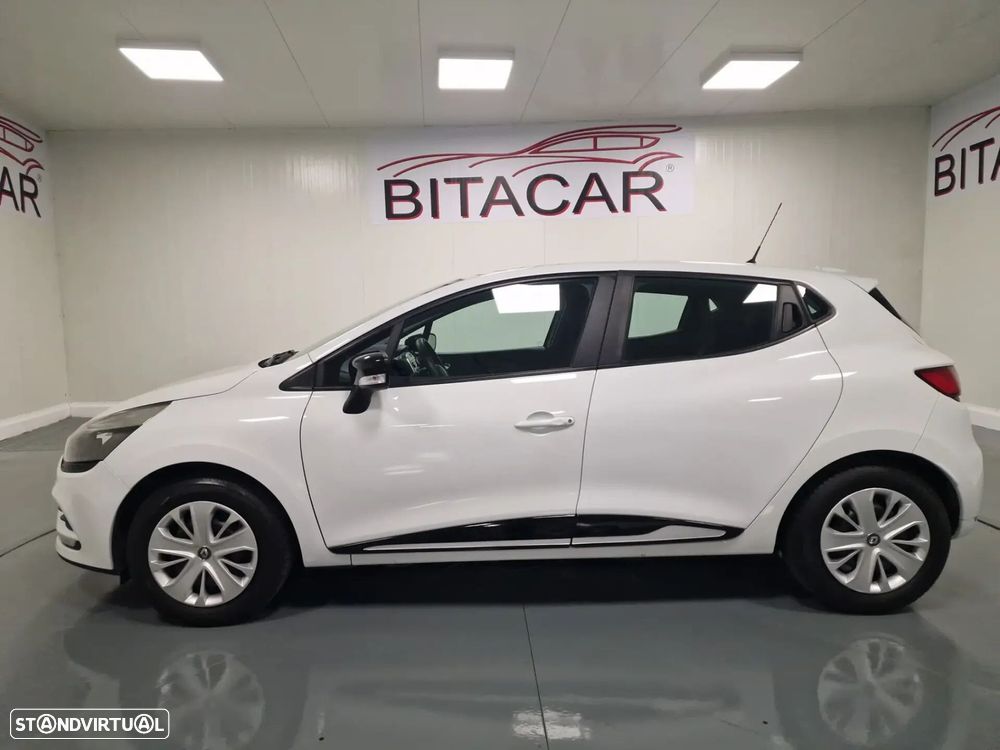 Renault Clio - 12
