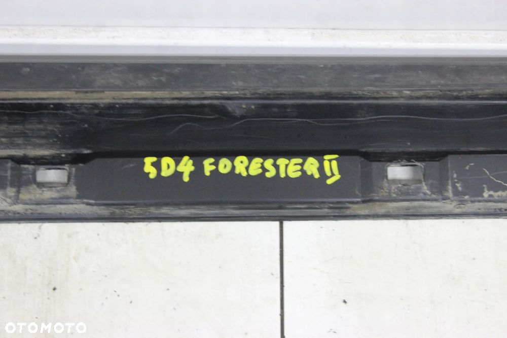LISTWA PROGOWA PRAWA PRÓG FORESTER II LIFT 05R- - 7