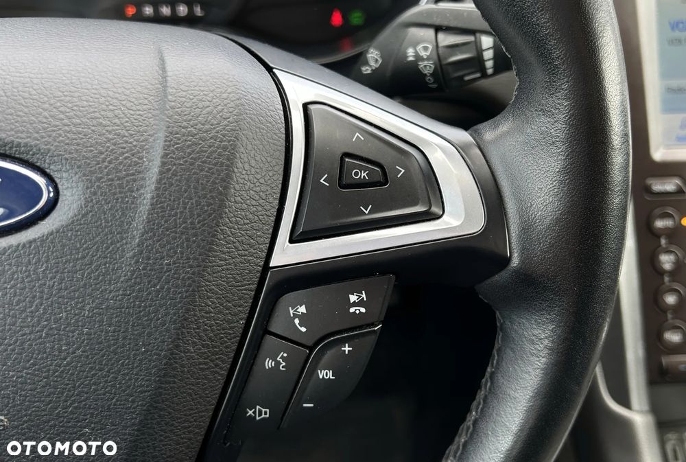 Ford Mondeo 2.0 Hybrid Titanium - 12