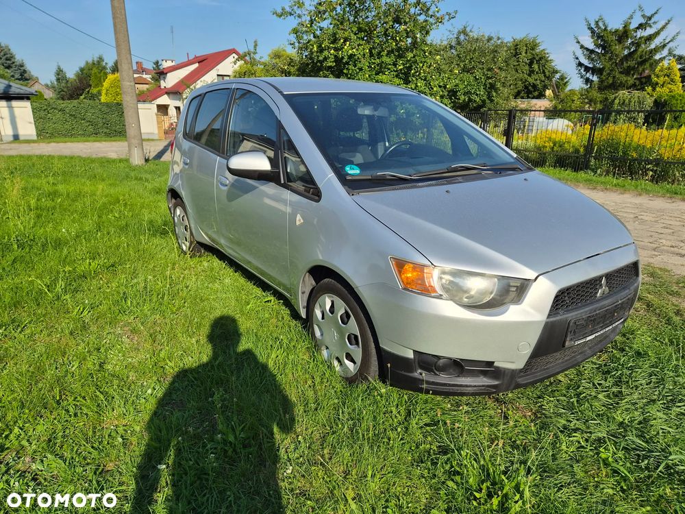 Mitsubishi Colt - 9