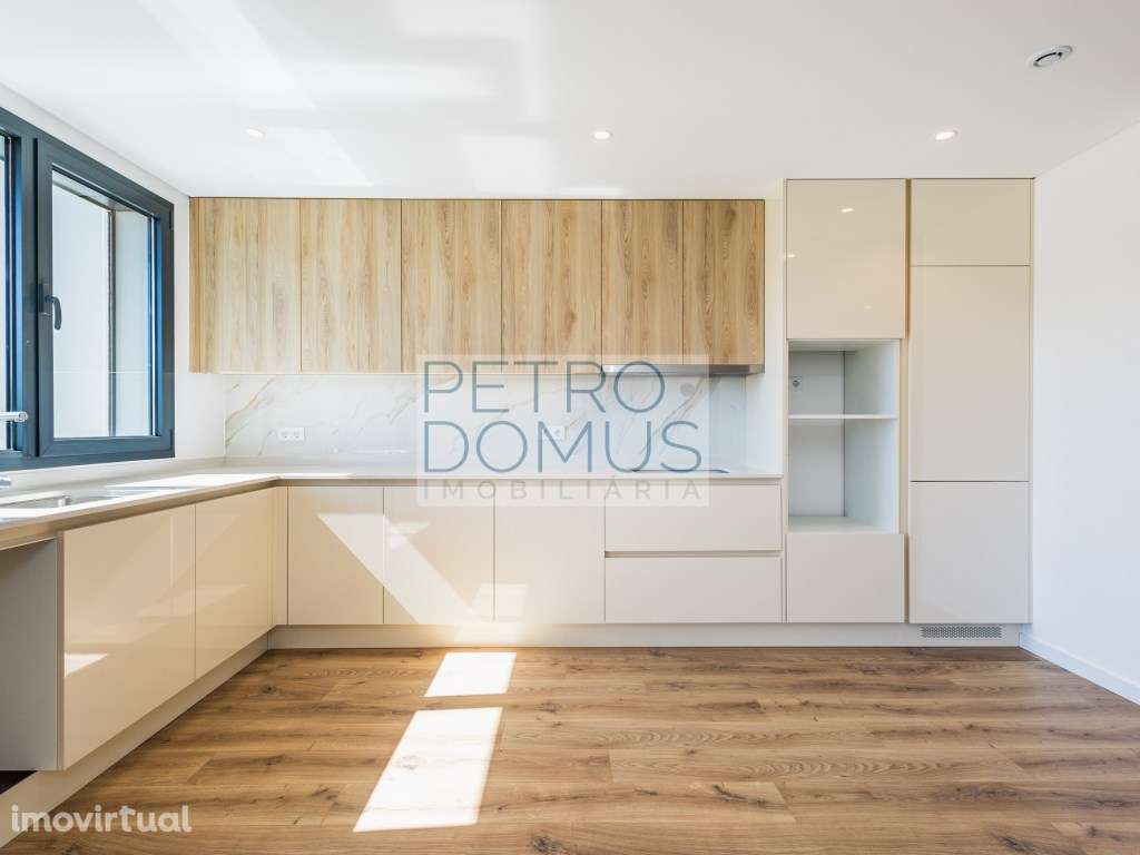 APARTAMENTO T3 NOVO A 3 MIN DO CENTRO DE LEIRIA - Grande imagem: 5/21