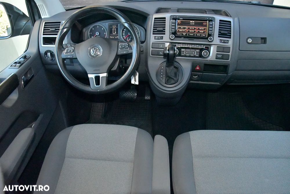 Volkswagen Caravelle - 13
