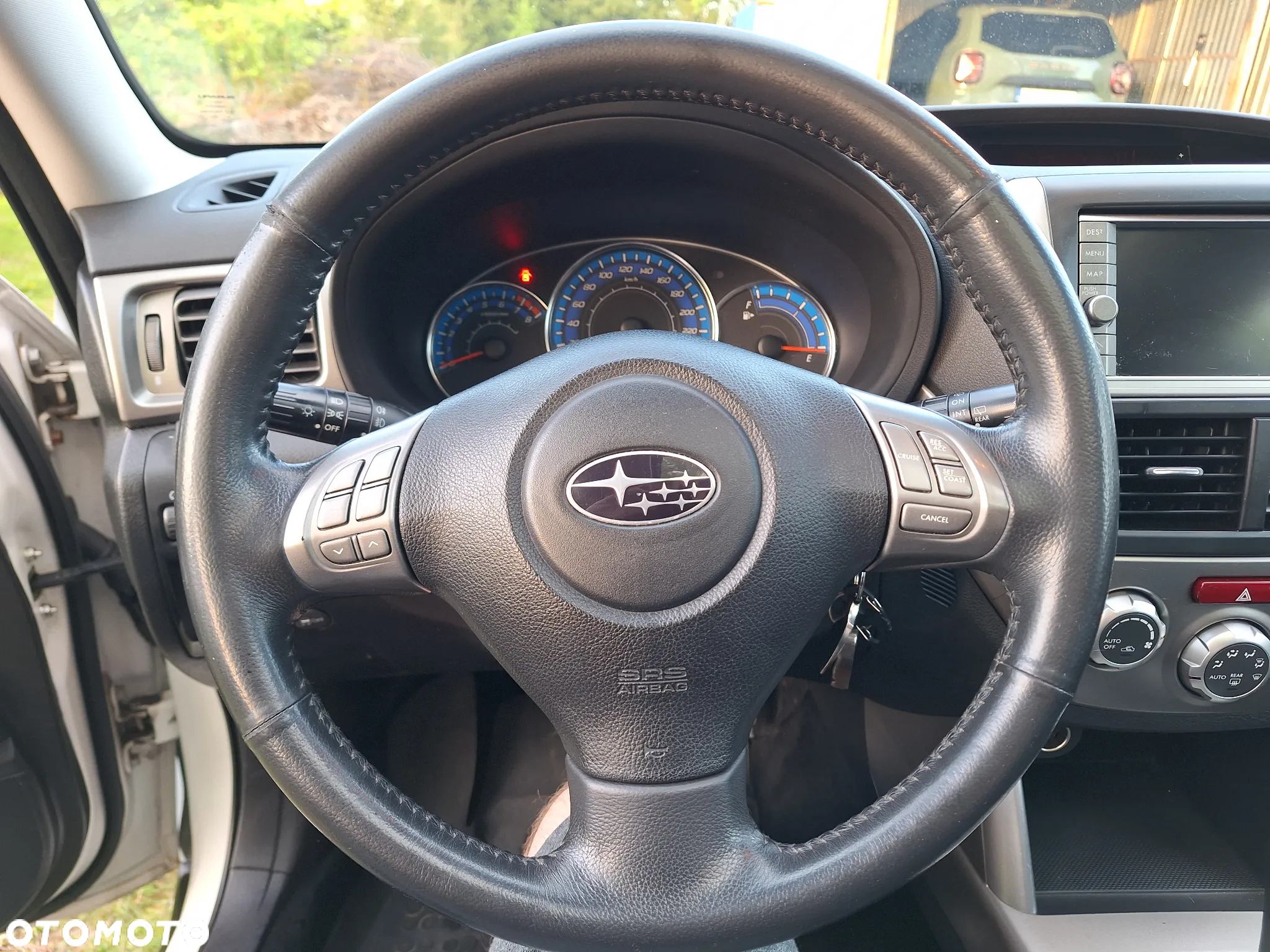Subaru Forester 2.0 XE NAV Euro5 - 11