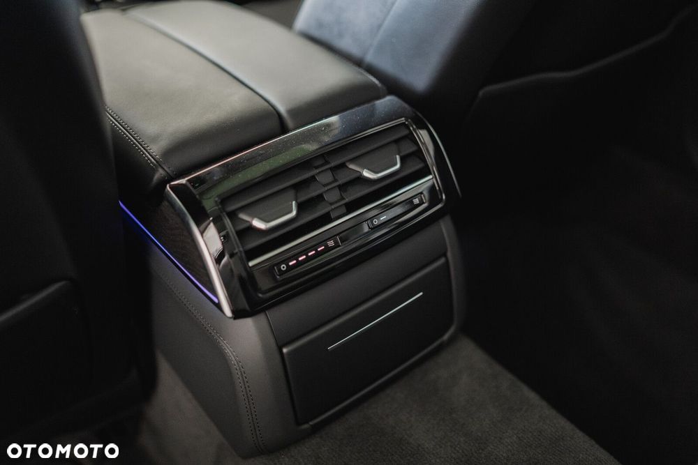 Audi A8 - 23