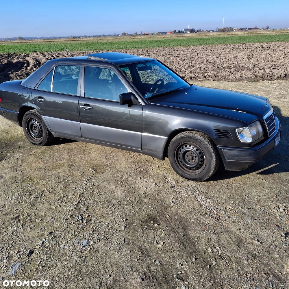Mercedes-Benz W124 (1984-1993) - 4