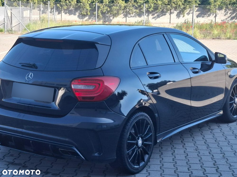Mercedes-Benz Klasa A 180 AMG Line - 9