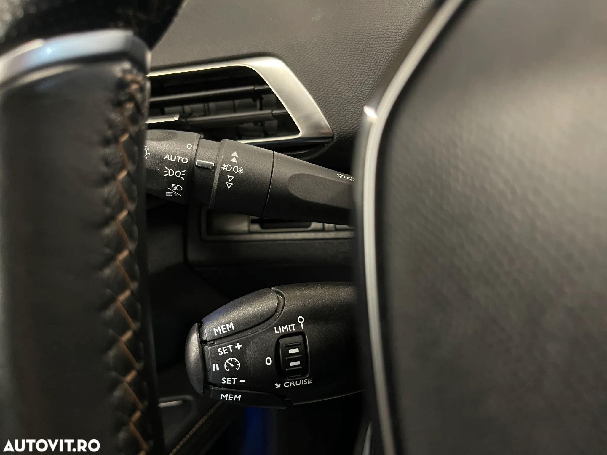 Peugeot 5008 1.2 Puretech Turbo s&s GT-Line - 35