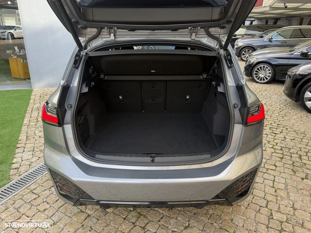 BMW 225xe Active Tourer e xDrive Pack Desportivo M - 17
