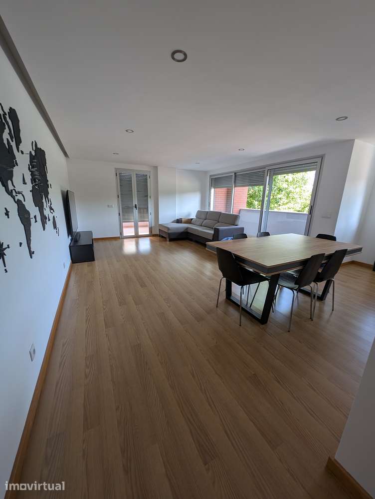 Apartamento T3 na Quinta da Portela, Coimbra - Grande imagem: 3/26