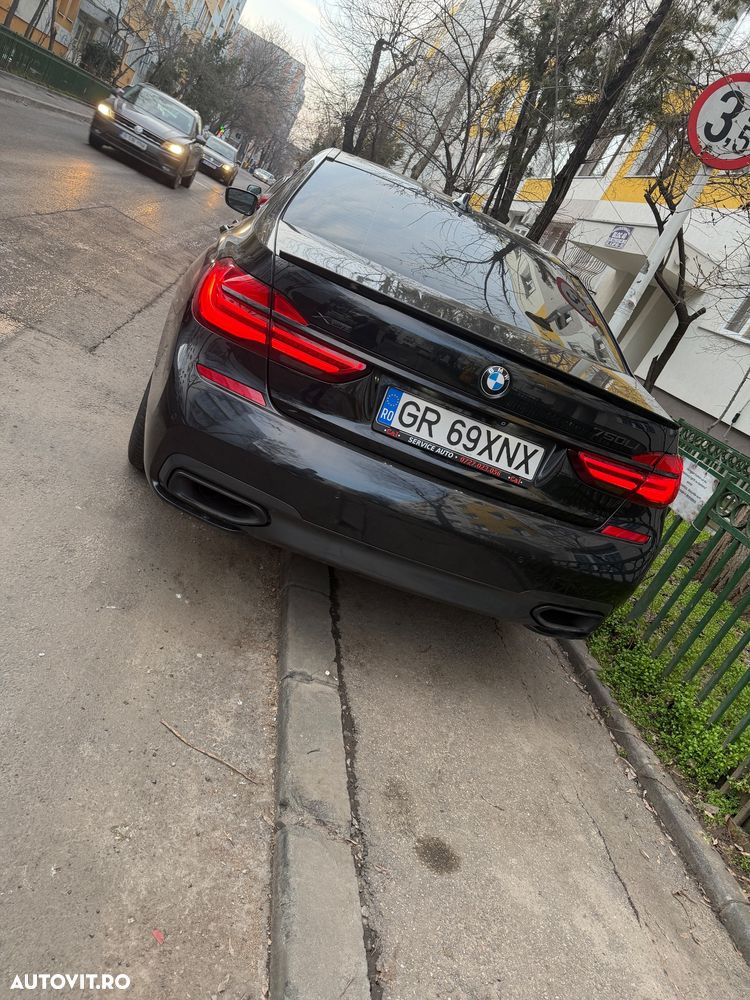 BMW Seria 7 750Li xDrive - 3