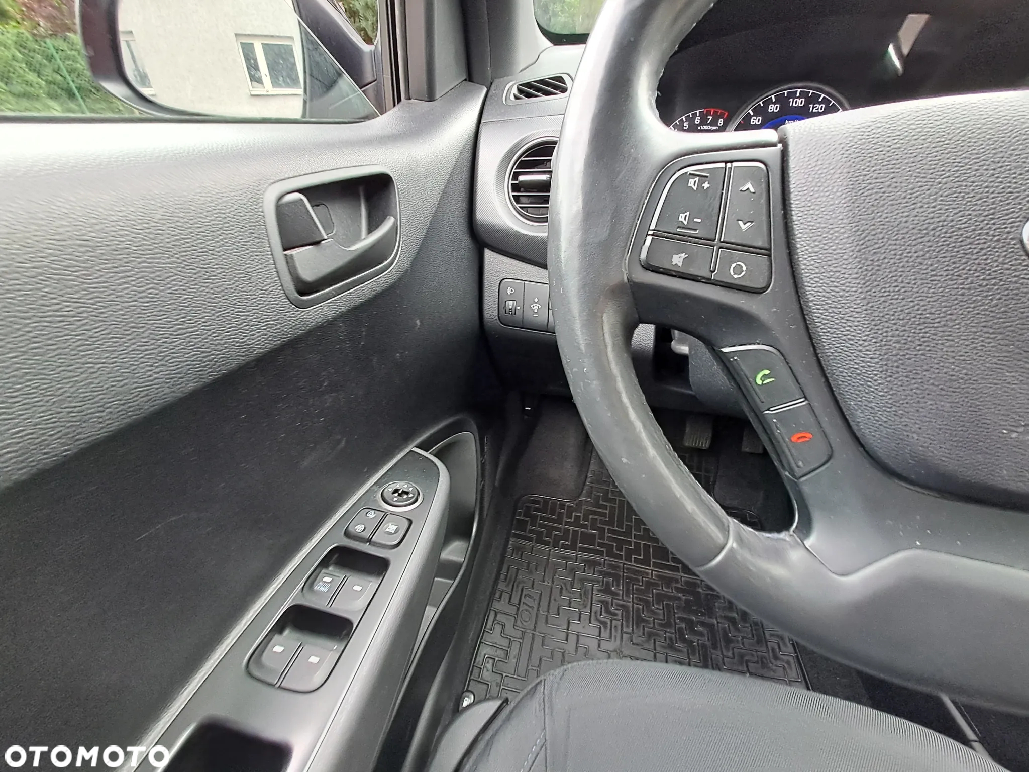 Hyundai i10 1.2 Passion Plus - 13