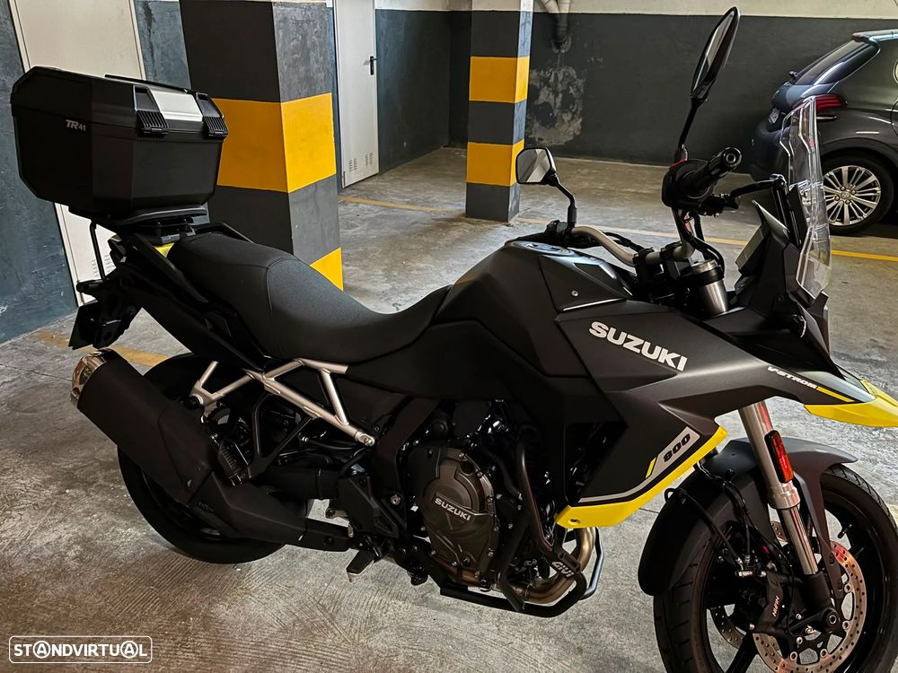 Suzuki v-strom 800 - 5