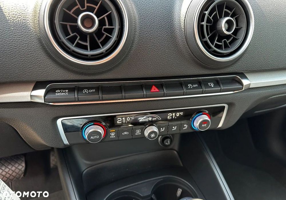 Audi A3 Sportback - 17