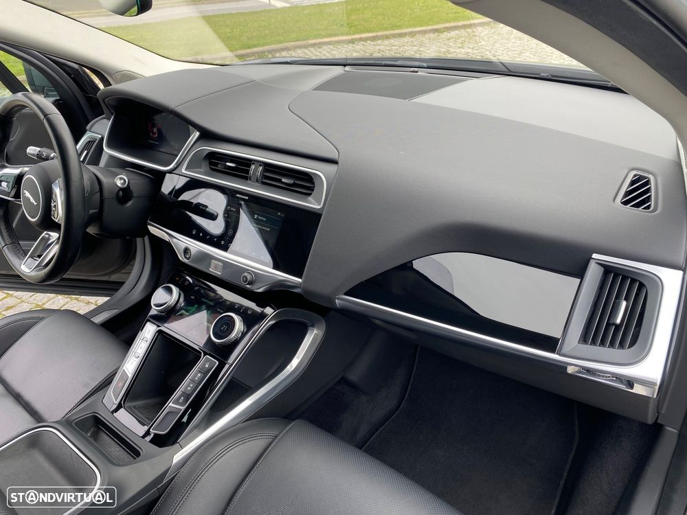 Jaguar I-Pace - 15
