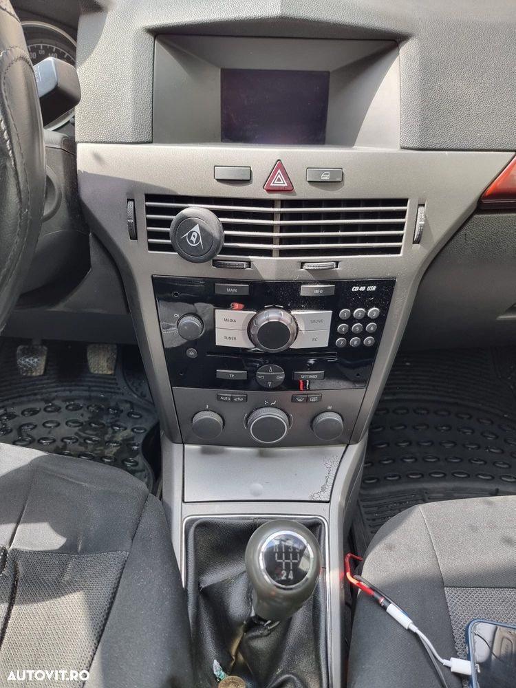 Opel Astra Classic 1.4i - 19