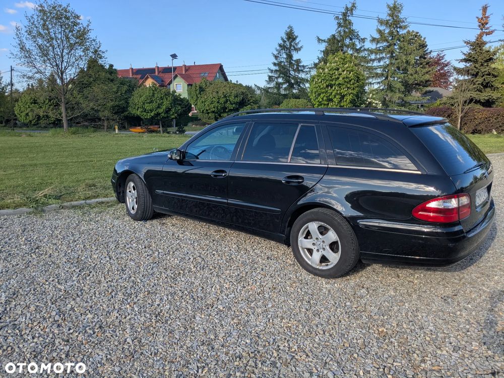 Mercedes-Benz Klasa E - 2