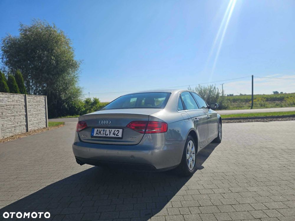 Audi A4 Limousine 2009 photo 4